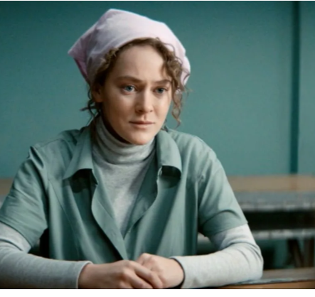 Актриса Аглая Тарасова. Как вам образы женщин, которые она создает?