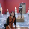 в греческом зале, в греческом зале... красавица Афродита
(древнегреческая скульптура из белого мрамора на заднем плане)