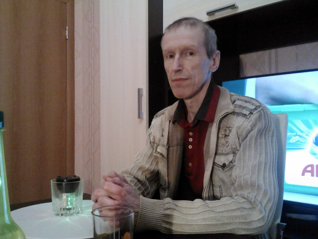 Андрей, Россия, Ярославль, 63 года. Хочу найти Где же ты, женщина милая? 
Молодою душою красивая! 
Уют в доме легко наводящая, 
и, при этом, совПознакомлюсь со стройной, без вредных привычек, женщиной до 61 года, можно с ребёнком. 