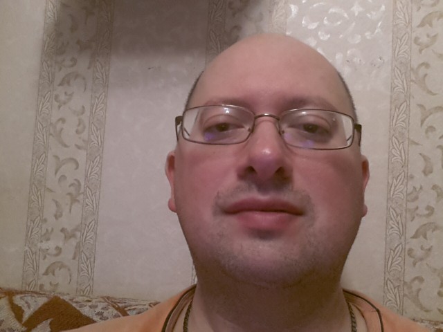 Андрей Тараканов, Беларусь, Минск, 46 лет. Хочу найти женудобрый, нежный, готовый всё отдать ради любимой жены, семьи и детей
