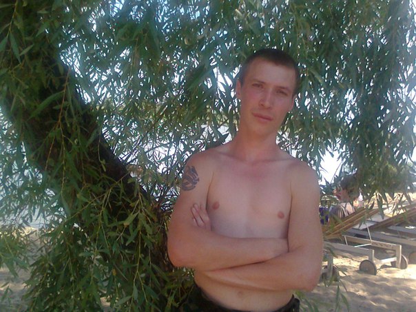Леонид Росляков, Россия, Астрахань, 39 лет. Хочу познакомиться