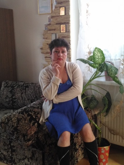 Ирина, Россия, Москва, 47 лет, 1 ребенок. Хочу познакомиться с хорошим человеком, для создания семьи, и идти по жизни с поднятой головой.Обычная женщина.