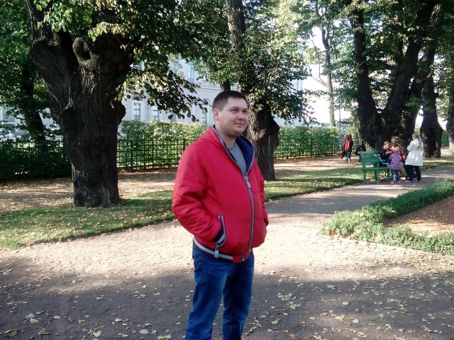 Роман, Россия, Санкт-Петербург, 41 год. Хочу найти ДевушкуСпокойный, вежливый, веселый.