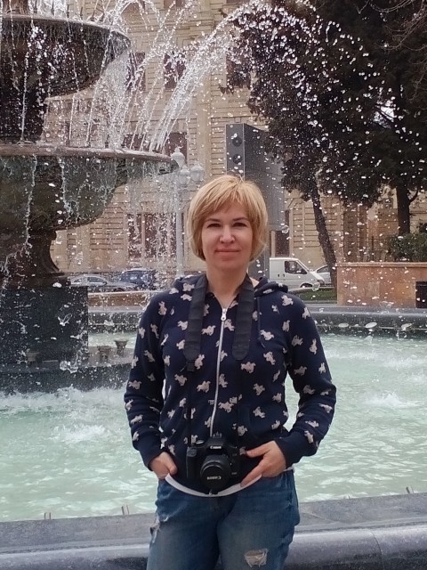 Лиля, Россия, Москва, 49 лет, 2 ребенка. Веселая, жизнерадостная. Мой девиз- никогда не унывать. Люблю путешествия, увлекаюсь горными лыжами,