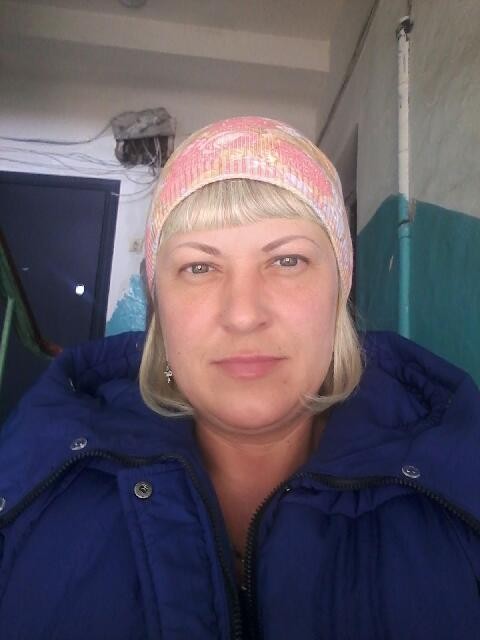 марина, Россия, Омск, 48 лет, 1 ребенок. Порядочная , добрая , мне нравятся верные  настоящие мужчины .