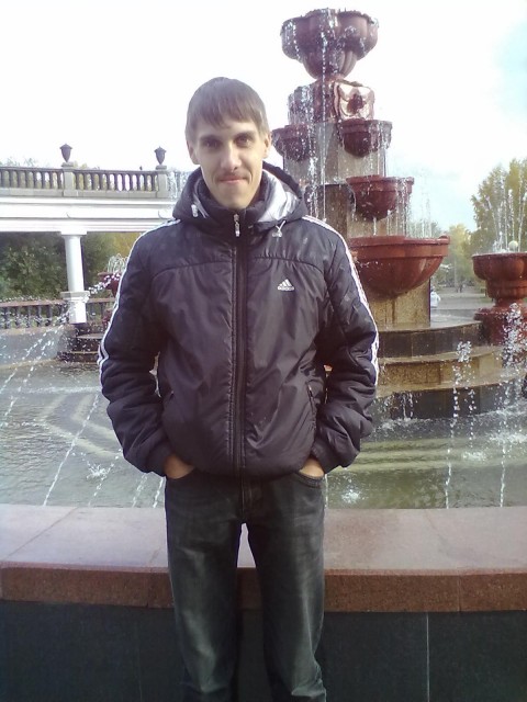 Илья, Россия, Осинники, 31 год