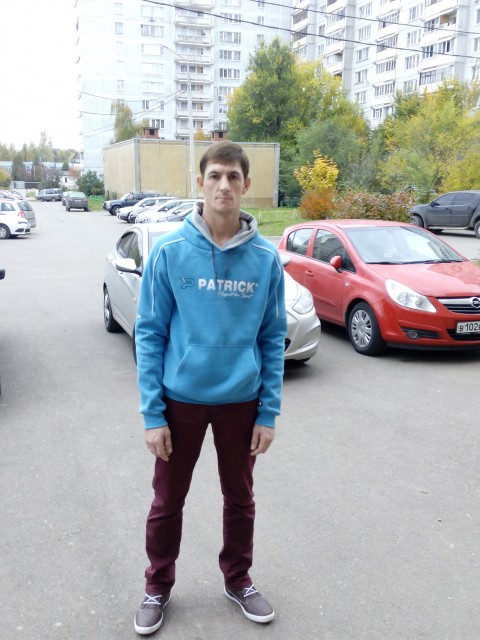 Виталий, Россия, Москва, 37 лет, 1 ребенок. Хочу найти Приятного человекм.Обычный парень.