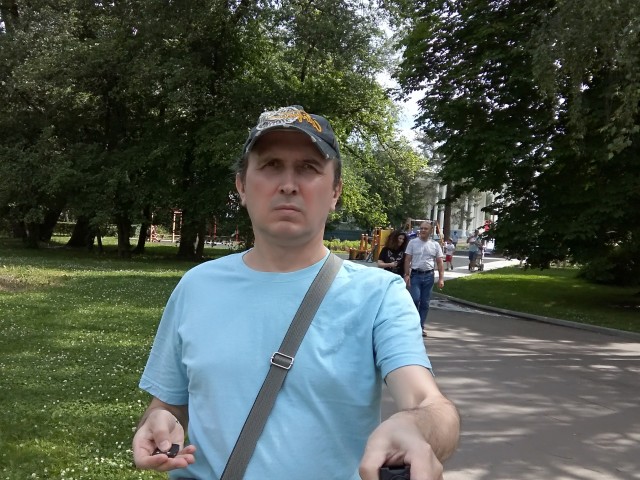 Сергей, Россия, Москва, 46 лет. Хочу найти вторую половинкуОбразование высшее, служащий, средний доход.