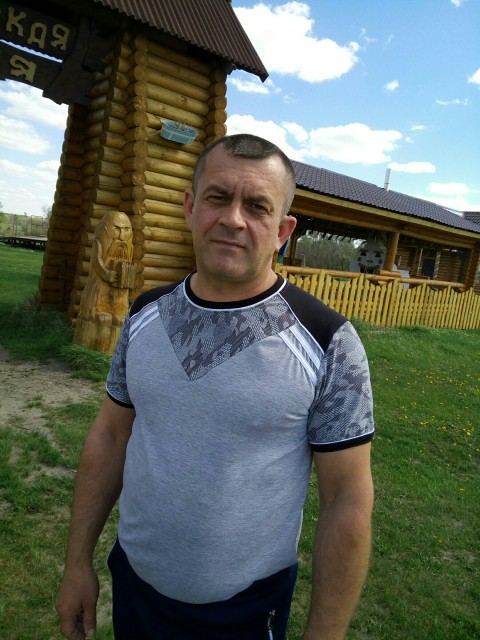 Evgenii, Россия, Новосибирск, 44 года. Он ищет её: Ищу девушку для серьезных отношений Анкета 249830. 