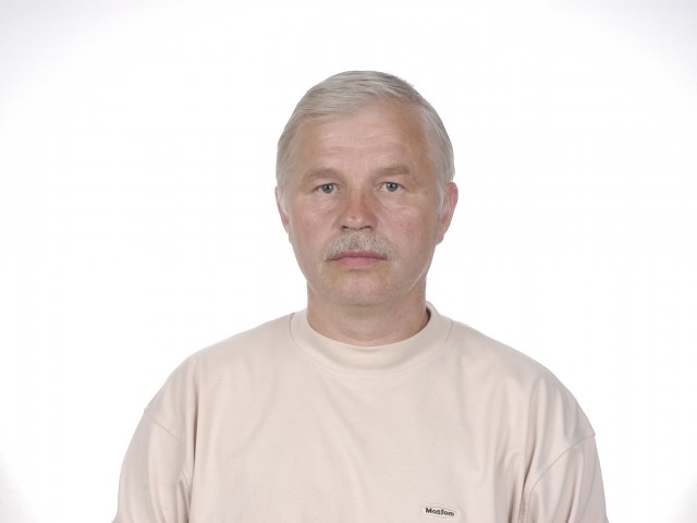 Иван, Россия, Москва, 61 год. Образование высшее.