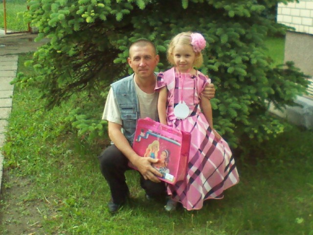 Андрей, Беларусь, Минск, 47 лет, 5 детей. Хочу найти Женщину , которая не испугается  большой семьи .Вдовец, может кого- то не испугает такое количество ребят.