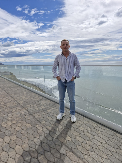 Виталий, Москва, 49 лет, 6 фото. Он ищет её: Женщину для создания семьи, приятных отношений, взаимо понимания  Анкета 260680. 