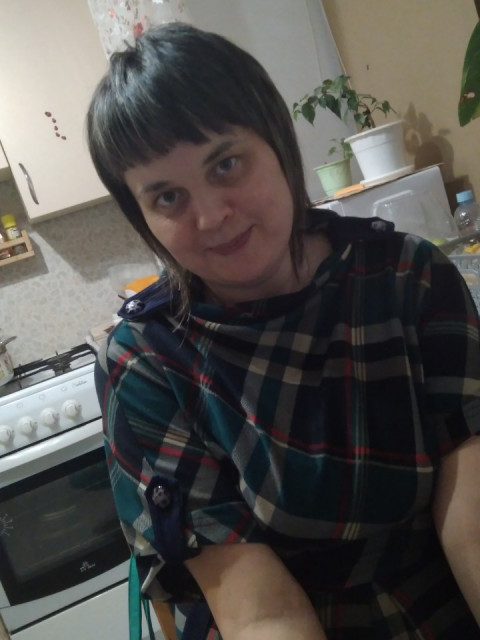 Наталья, Россия, Самара, 41 год, 2 ребенка. Хочу найти Надёжного спутникаБизнесс- леди. Люблю свою работу массажиста. Люблю готовить, играть на гитаре и петь. Занимаюсь спор