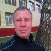 Олег, Россия, Тюмень, 49 лет. Хорош сабой руки ноги целы
