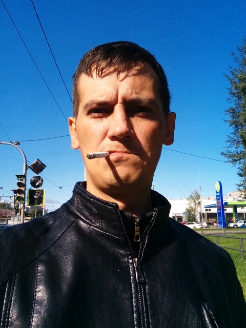 Сергей, Россия, Санкт-Петербург, 45 лет. Мне 38 лет. Женат не был, детей нет. Хочу Огромной и чистой любви, очень много лет один. То одно, то