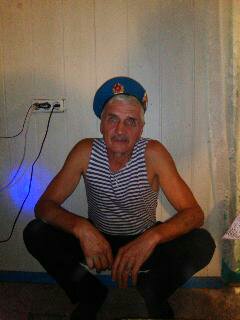 виктор, Россия, Красноярск, 61 год. разведён работаю водителем. курю выпиваю только в компании друзей.