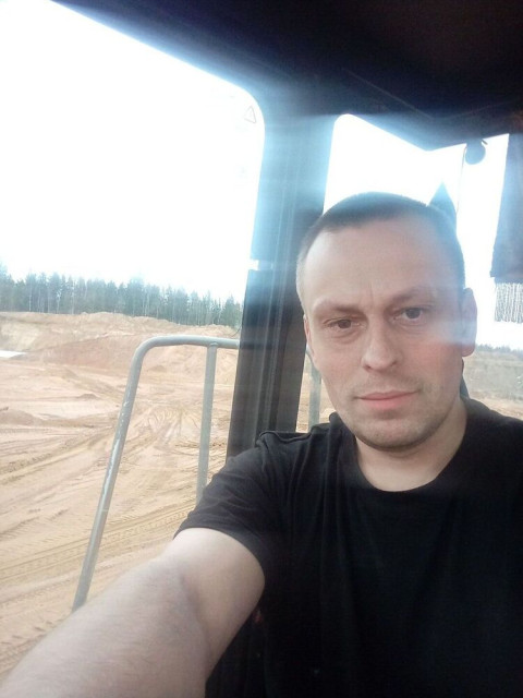 Игорь, Россия, Выборг, 38 лет. Ищу девушку, можно с ребёнком. Хочу семью устал быть одинИщу девушку для серьезных отношений