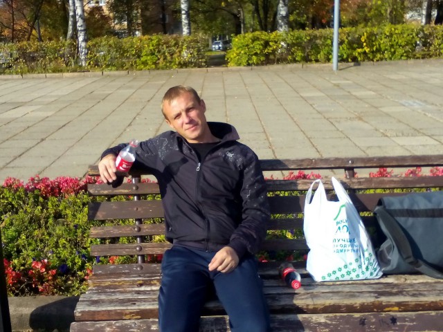 Виктор, Россия, Санкт-Петербург, 45 лет, 1 ребенок. Знакомство с отцом-одиночкой из Санкт-Петербурга