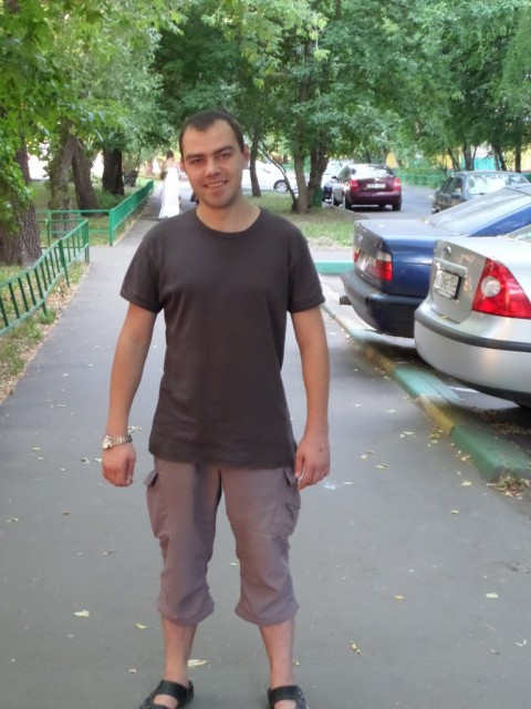Олег, Россия, Москва, 39 лет. Добрый, весёлый, позитивный человек.
