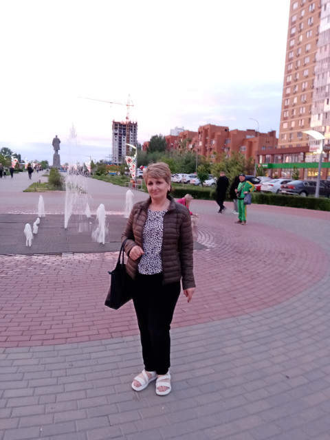 василиса продан, Россия, Волгоград, 59 лет. Хочу найти Простой, порядочный мужчину.Расскажу при встрече.