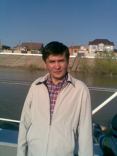 Ревгат, Казахстан, Алматы (Алма-Ата), 44 года
