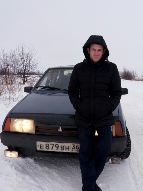 Максим, Россия, Луганск, 30 лет
