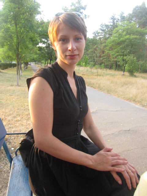 Олеся, Украина, Хмельницкий, 37 лет, 2 ребенка. Хочу найти честного, порядочного мужчину, главное друга для моих детей и меняЯ весёлая, добрая девушка, которая в жизни обжигалась много раз! Считаю, что в этой жизни главное де
