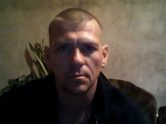 Александр, Россия, Липецк, 44 года. Хочу найти Будем из всех выбирать одну единственную







белый и пушистый. 
