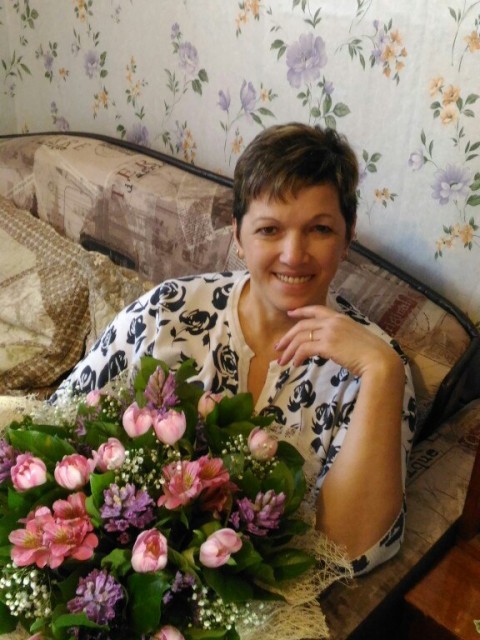 Валентина, Россия, Москва, 59 лет, 3 ребенка. Живу в 90км от Москвы с младшим сыном в собственном доме.