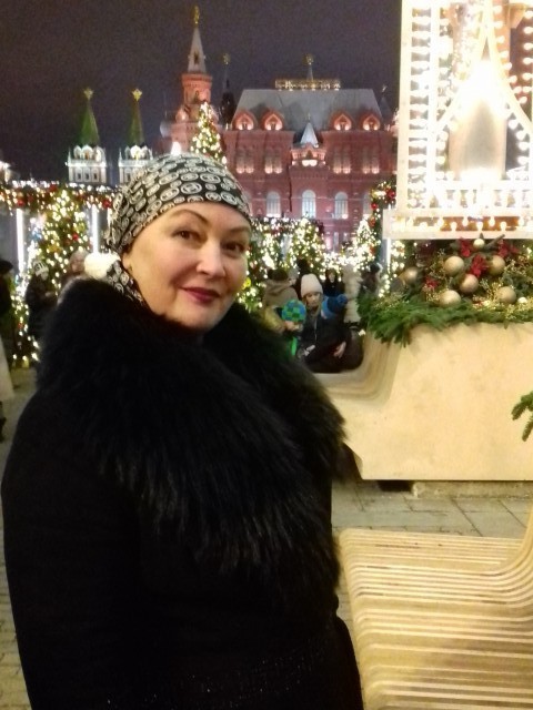 Марина, Россия, Москва, 54 года, 3 ребенка. ПРИВЕТ , дорогие мужчины! Меня зовут Марина, я родом с севера г. Сыктывкар, живу и работаю в Москве 