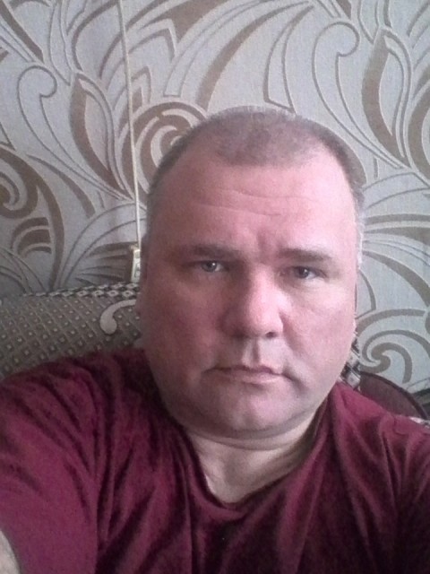 Александр, Россия, Санкт-Петербург, 51 год, 1 ребенок. Хочу найти Симпатичную, акуратную, улыбчиваю.Нн пьющий, трудолюбивый , работаю в службе безопасности фармокологического предприятия, средний дохо