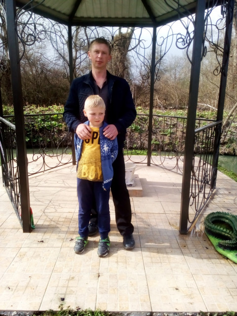 Александр, Россия, Курганинск, 41 год, 2 ребенка. Сайт одиноких мам и пап ГдеПапа.Ру