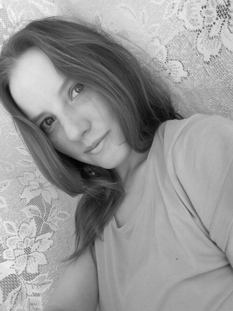 Екатерина Порохова, Россия, Сорочинск, 28 лет, 2 ребенка. Хочу найти любимого мужчину и любящего отца))Добрая, красивая ласковая девушка, любит розы.