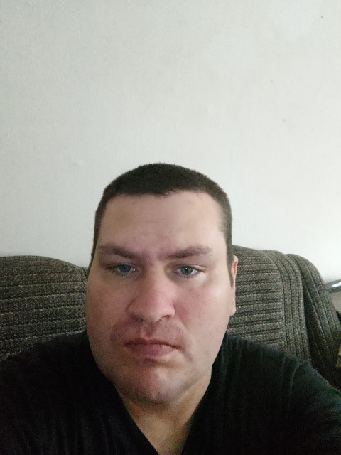 Павел, Челябинск, 39 лет, 1 фото. Ищу. Девушку. Для серьезных отношений на счёт ваших дитей не против  Анкета 302687. 