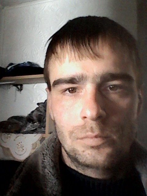 Александр, Россия, Барнаул, 32 года, 1 ребенок. Он ищет её: Добрую, верную с головой на плечахБыл женат! Работаю в автосервисе! 89520030497