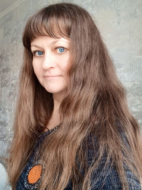 Юлия, Россия, Москва, 45 лет, 2 ребенка. Хотелось бы встретить надежного мужчину для создания семьи.  Анкета 311505. 