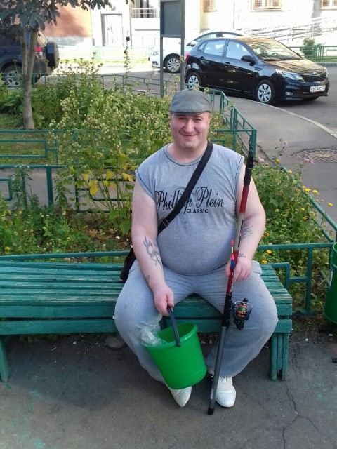 Александр, Россия, Москва, 45 лет. 180 рост, не пью, работаю, хочу найти любовь