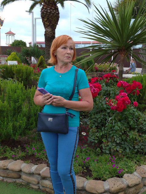 Света, Россия, Новочебоксарск, 62 года, 1 ребенок. Хочу найти Свободного, который устал жить один. Возраст 58-66 лет.  Анкета 322545. 