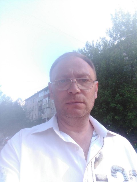 Евгений, Россия, Москва, 48 лет, 1 ребенок. Познакомлюсь для серьезных отношений и создания семьи.