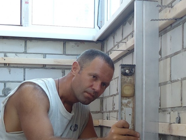 Алексей, Россия, Краснодар, 42 года. Простой человек со своими плюсами и минусами. Без вредных привычек.