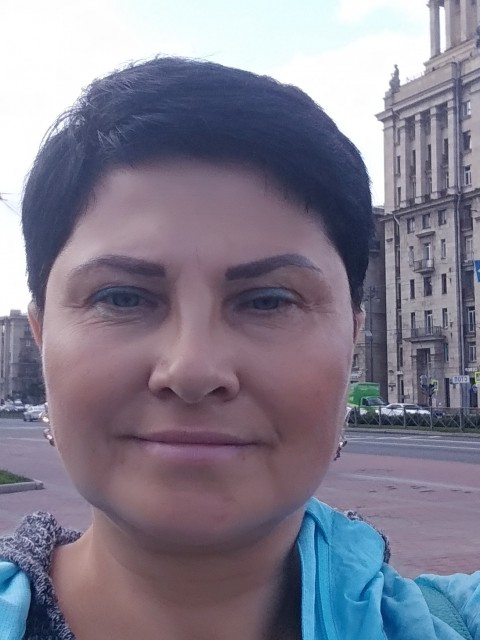 Ирина, Россия, Санкт-Петербург, 56 лет. Надеюсь, что прикольная дама, люблю шить, готовить, делаю кукол для кукольного театра, люблю театр, 