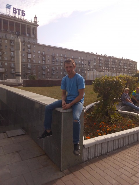 Виктор, Россия, Москва, 42 года. Раскажу похуже