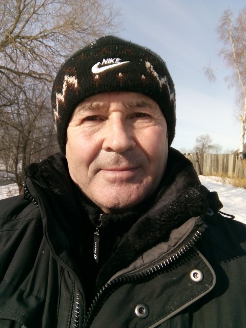 Геннадий, Россия, Благовещенск, 70 лет