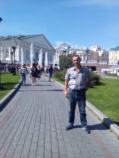 Александр, Россия, Москва, 51 год, 3 ребенка. Он ищет её: 35-45лет В разводе. ищу женщину для опщения, встреч, ну а дальше видно будет. 