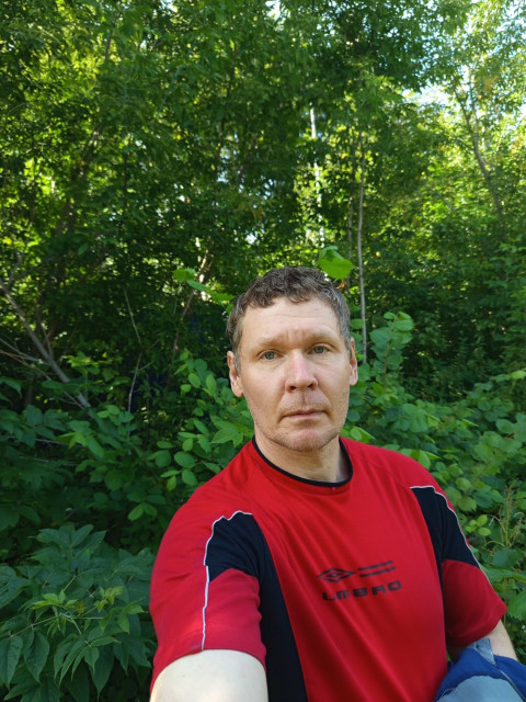 Роман, Берёзовский, 48 лет, 1 ребенок, 1 фото. Хочу встретить женщину добрую, отзывчивую, понимающую.  Анкета 331141. 