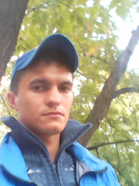 Саша, Россия, Москва, 32 года. Зовут саша, мне 26 лет, сам из тамбова но работаю в москве, ищу девушку для серьезных отношений из м