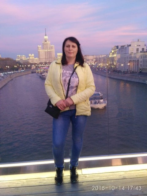 Ирина, Россия, Москва, 44 года, 1 ребенок. Я счастливая мама, ищу мужчину для серьезных отношений. Люблю читать и путешествовать, увлекаюсь рис
