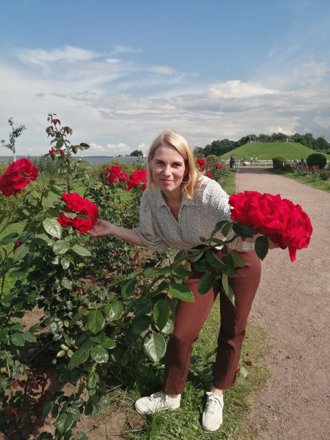 Ольга, Петрозаводск, 44 года, 2 ребенка, 12 фото. Ищу: Умного, доброго, заботливого, друга, мужа и любовника в одном лице!!!  Анкета 335276. 