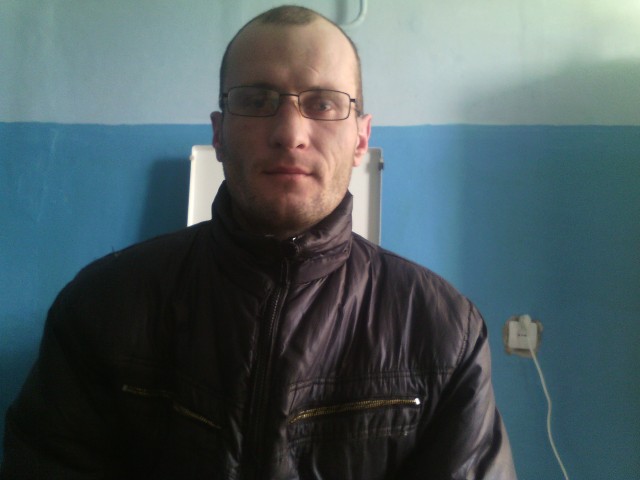 Александр, Беларусь, Хотимск , 39 лет. Хочу найти Умную. Общительную. Веселуюобщителен