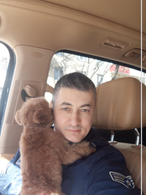 Геннадий, Россия, Москва, 42 года. Ищу девушку, желательно стройную, без вредных привычек. Цель знакомства: Создание семьи( серьёзные намерения)...  Анкета 336229. 